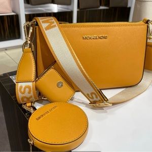 Michael Kors Crossbody with coin purse